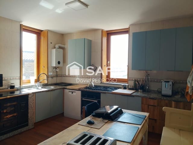 4 soverom Villa til salgs i Santa María de Ordás med garasje - € 294 700 (Ref: 9964988)
