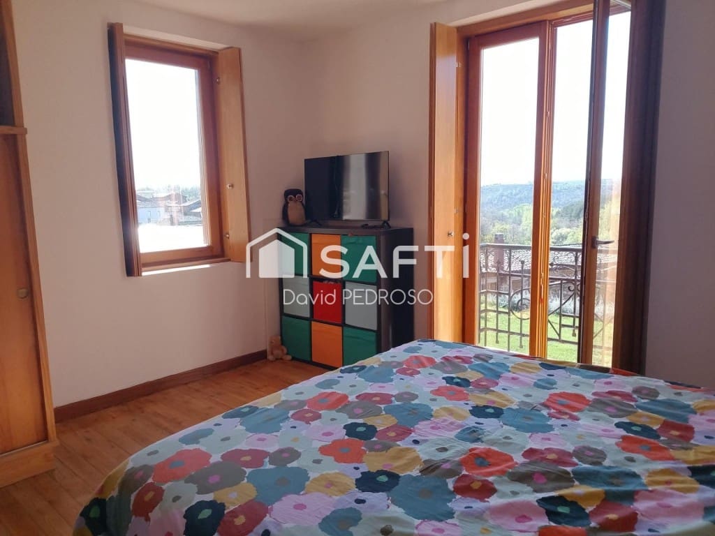 4 soverom Villa til salgs i Santa Maria de Ordas med garasje - € 294 700 (Ref: 9964988)