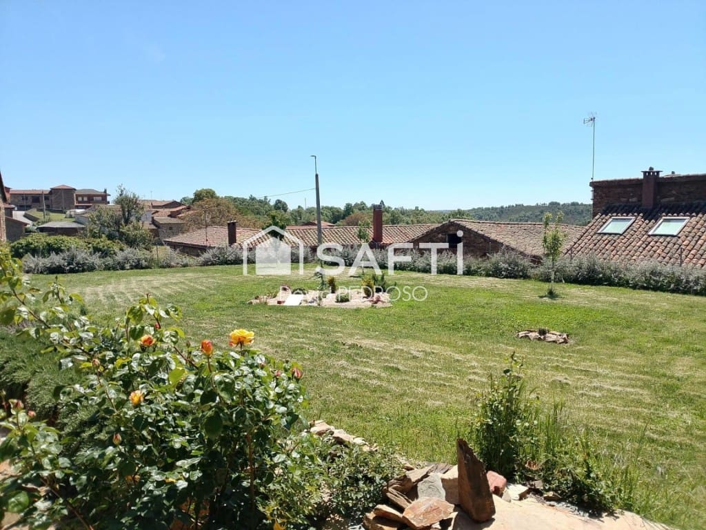 4 soverom Villa til salgs i Santa Maria de Ordas med garasje - € 294 700 (Ref: 9964988)