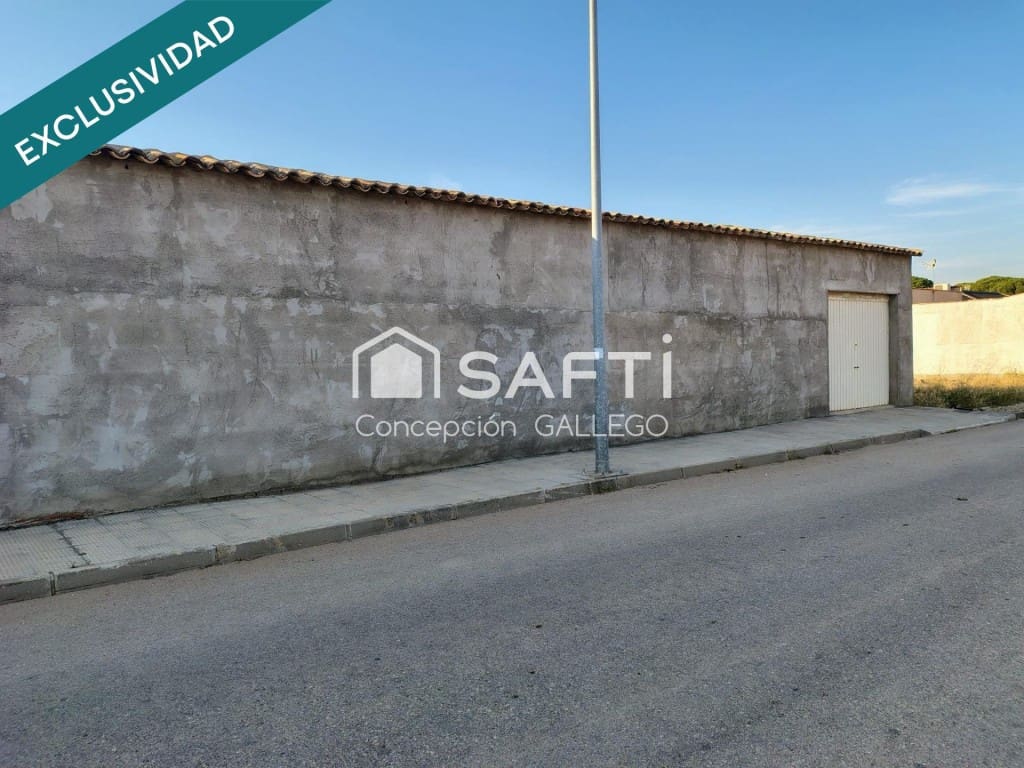 1 bedroom Villa for sale in Arenales de San Gregorio with pool garage - € 33,000 (Ref: 9966340)