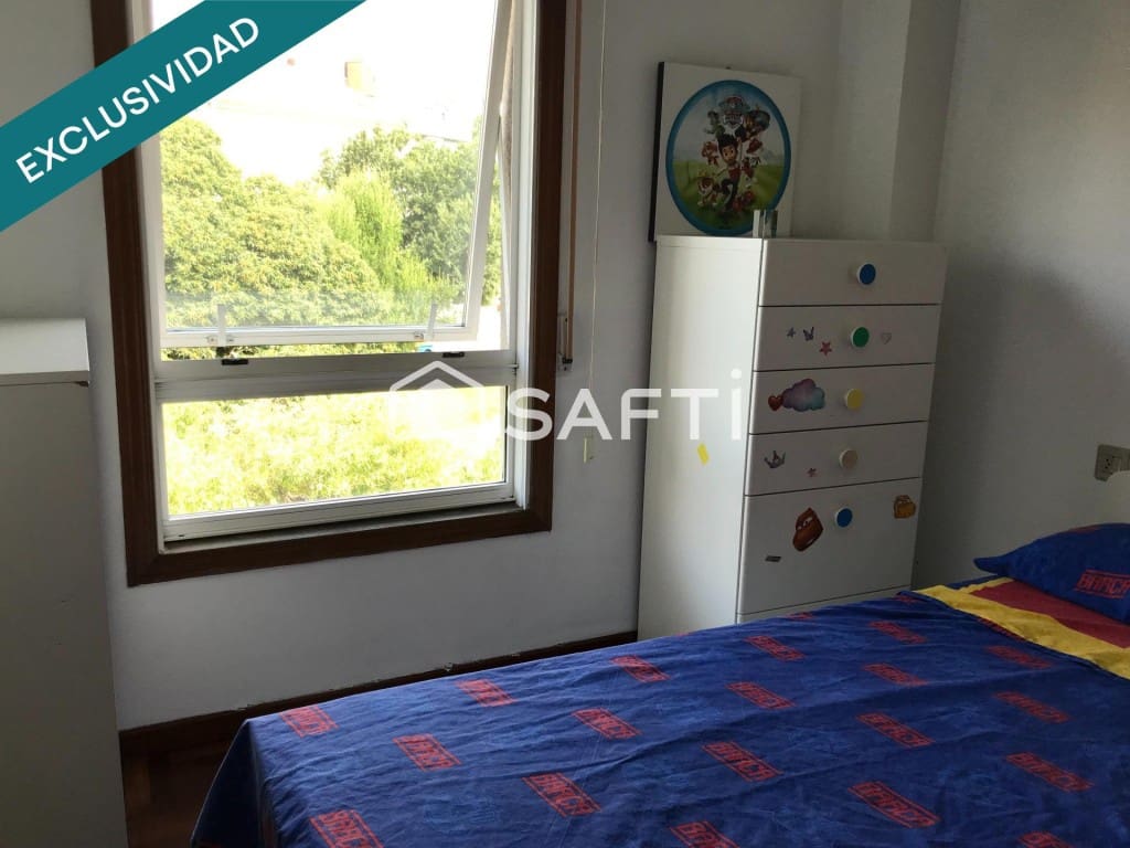 3 bedroom Apartment for sale in Santiago de Compostela - € 250,000 (Ref: 9966342)