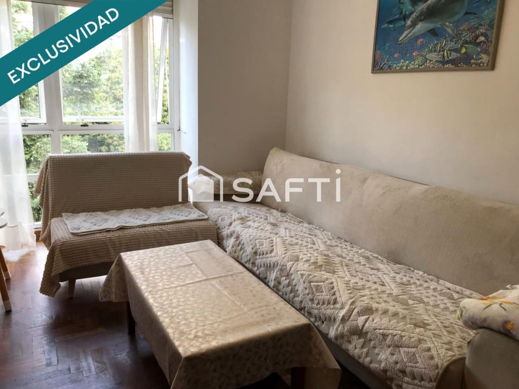 3 bedroom Apartment for sale in Santiago de Compostela - € 250,000 (Ref: 9966342)