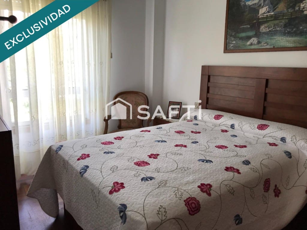 3 bedroom Apartment for sale in Santiago de Compostela - € 250,000 (Ref: 9966342)