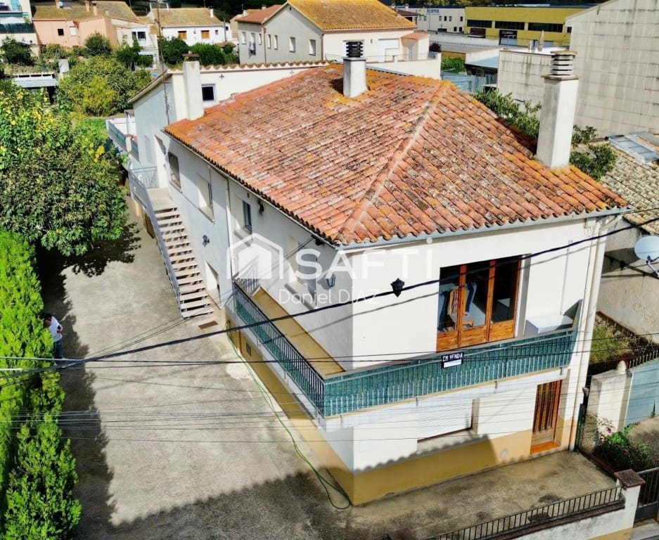 5 quarto Quinta/Casa Rural para venda em Macanet de la Selva com garagem - 320 000 € (Ref: 9966343)