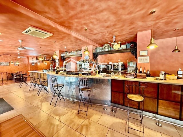 Local Commercial à vendre à Valencia de Don Juan - 270 000 € (Ref: 9966344)