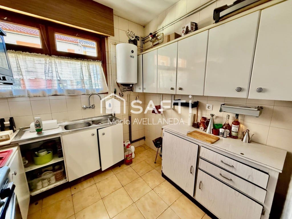 Local Commercial à vendre à Valencia de Don Juan - 130 000 € (Ref: 9966345)