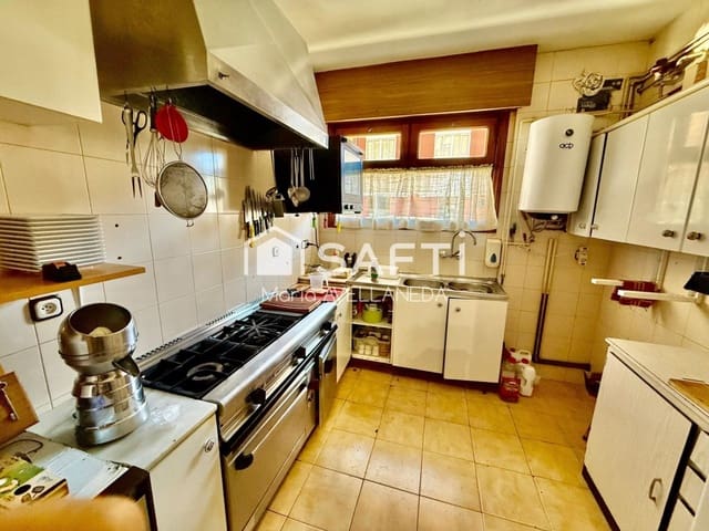 Local Commercial à vendre à Valencia de Don Juan - 130 000 € (Ref: 9966345)