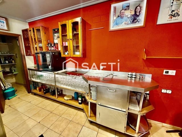 Local Commercial à vendre à Valencia de Don Juan - 130 000 € (Ref: 9966345)