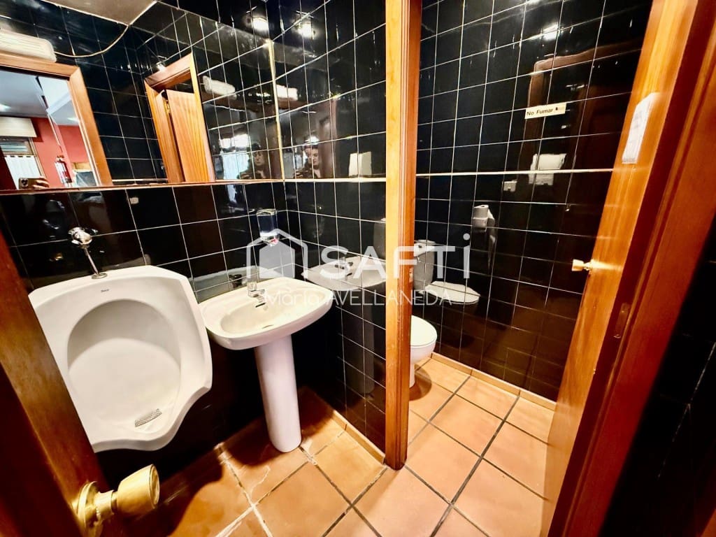Gewerbe zu vermieten in Valencia de Don Juan - 500 € (Ref: 9966346)
