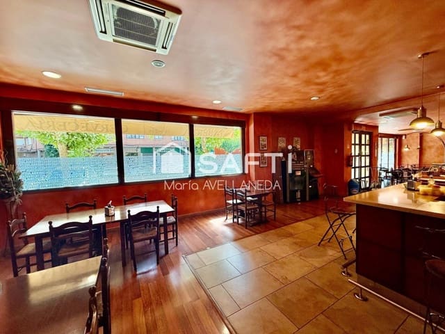 Gewerbe zu vermieten in Valencia de Don Juan - 1.200 € (Ref: 9966347)