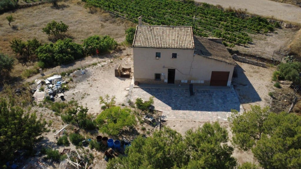 5 soveværelse Finca/Landehus til salg i La Romana med garage - € 149.000 (Ref: 9966352)