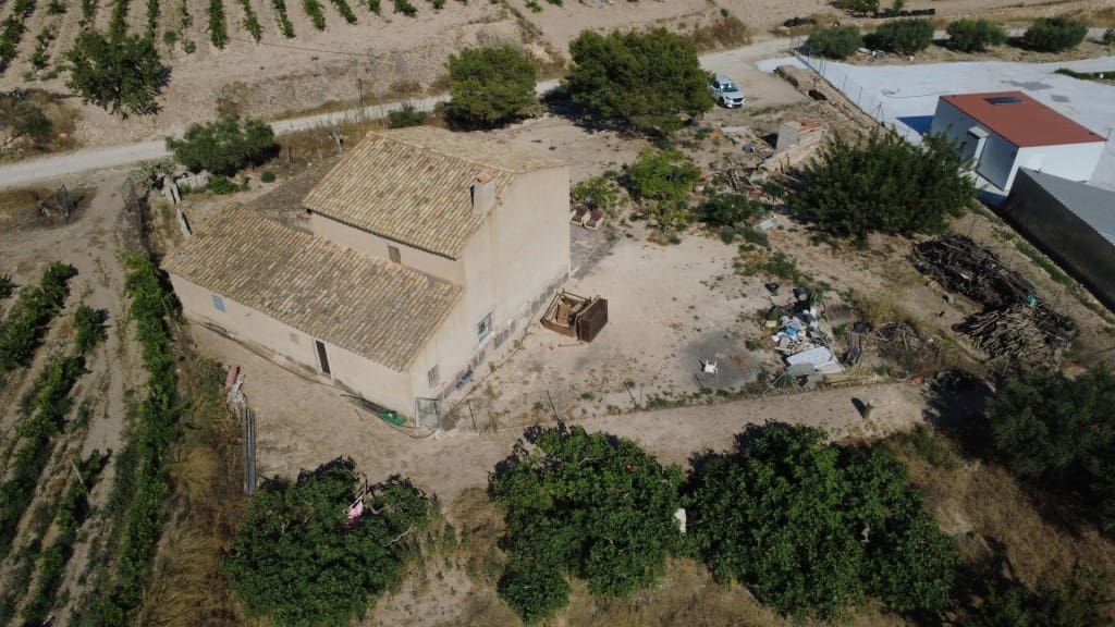 5 soveværelse Finca/Landehus til salg i La Romana med garage - € 149.000 (Ref: 9966352)