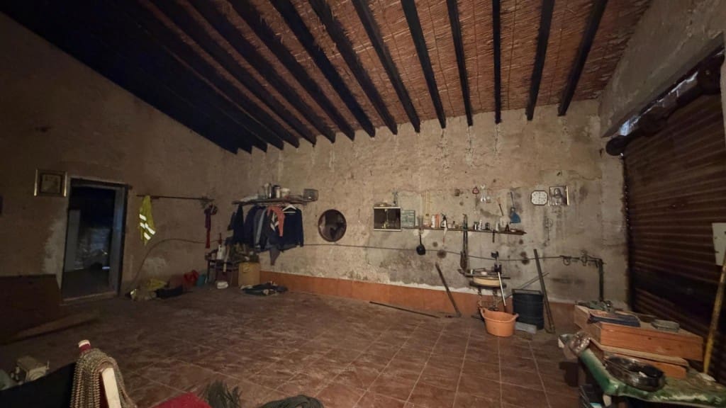 5 soveværelse Finca/Landehus til salg i La Romana med garage - € 149.000 (Ref: 9966352)