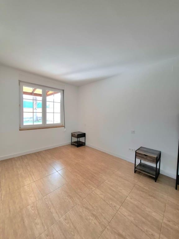 5 soveværelse Villa til salg i Oropesa  - € 269.000 (Ref: 9966353)