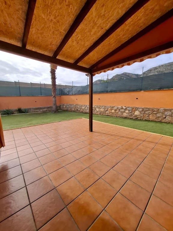5 soveværelse Villa til salg i Oropesa  - € 269.000 (Ref: 9966353)