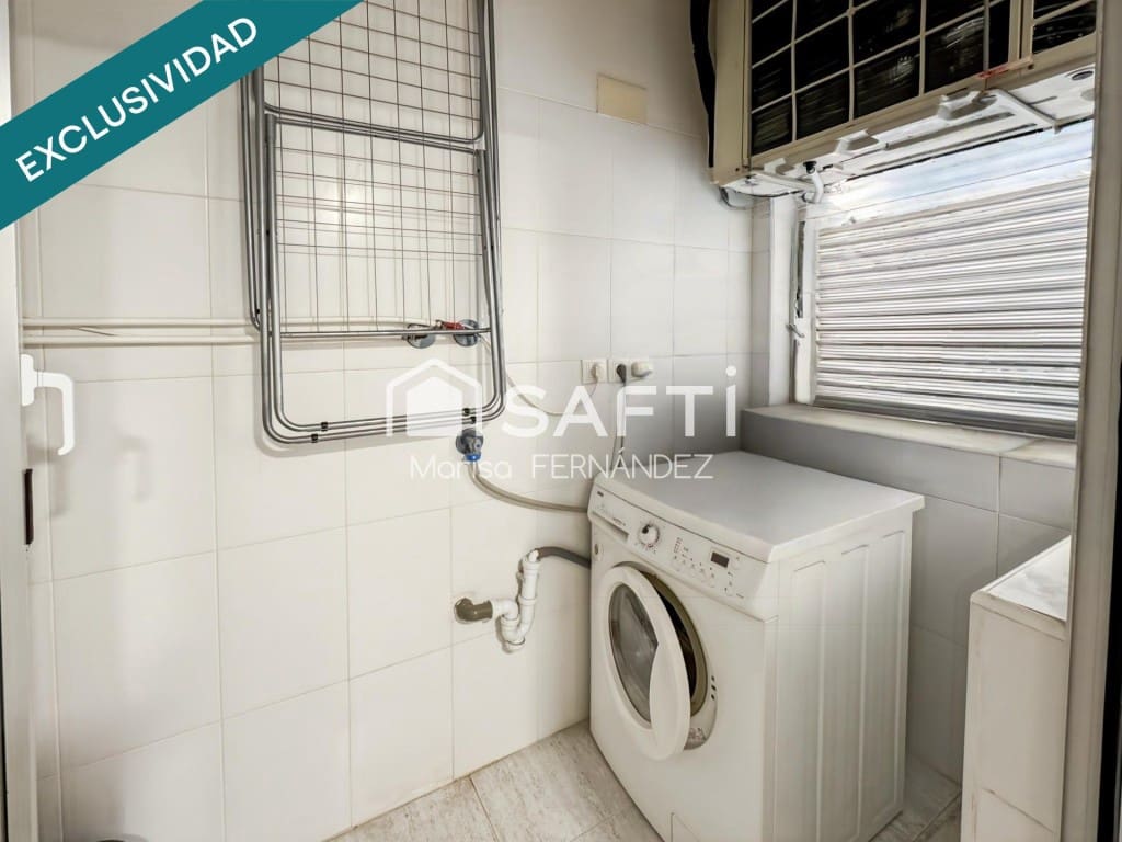 1 bedroom Apartment for sale in La Villajoyosa / Vila Joiosa with pool - € 185,000 (Ref: 9966354)