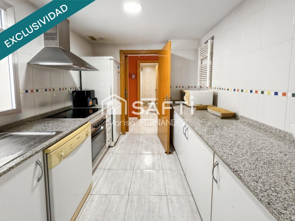 1 bedroom Apartment for sale in La Villajoyosa / Vila Joiosa with pool - € 185,000 (Ref: 9966354)