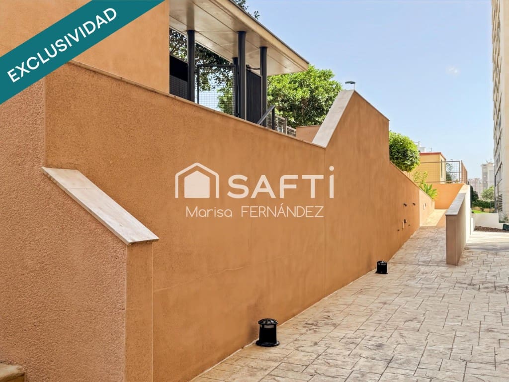 1 bedroom Apartment for sale in La Villajoyosa / Vila Joiosa with pool - € 185,000 (Ref: 9966354)