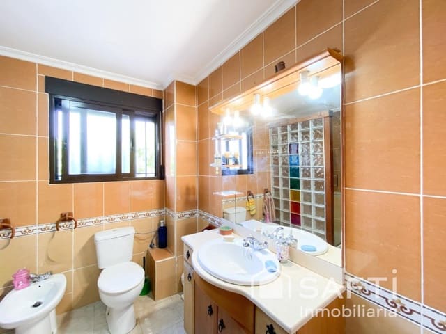 5 bedroom Finca/Country House for sale in Yátova - € 280,000 (Ref: 9970316)
