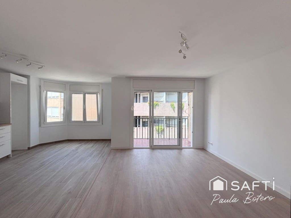 3 bedroom Apartment for sale in Vilafranca del Penedes - € 230,000 (Ref: 9970317)