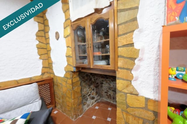 3 soveværelse Villa til salg i Vega de Espinareda - € 105.000 (Ref: 9970321)