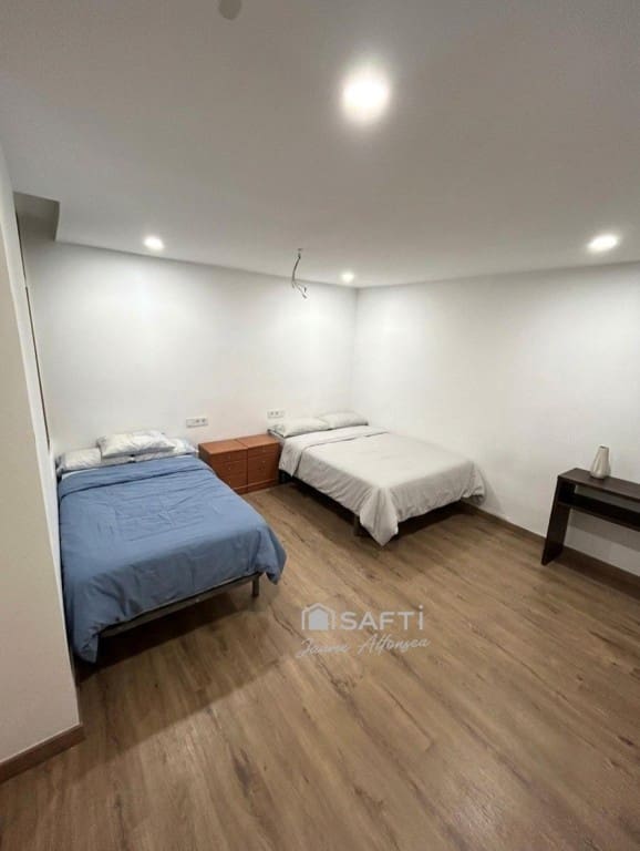 3 bedroom Apartment for sale in Viladecans - € 265,900 (Ref: 9973035)
