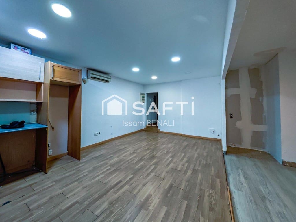 3 sypialnia Apartament na sprzedaż w Miasto Barcelona - 230 000 € (Ref: 9973036)