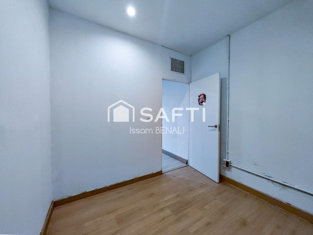 3 sypialnia Apartament na sprzedaż w Miasto Barcelona - 230 000 € (Ref: 9973036)