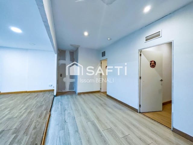 2 soveværelse Lejlighed til salg i Vilapicina i La Torre Llobeta, Barcelona by - € 230.000 (Ref: 9973036)