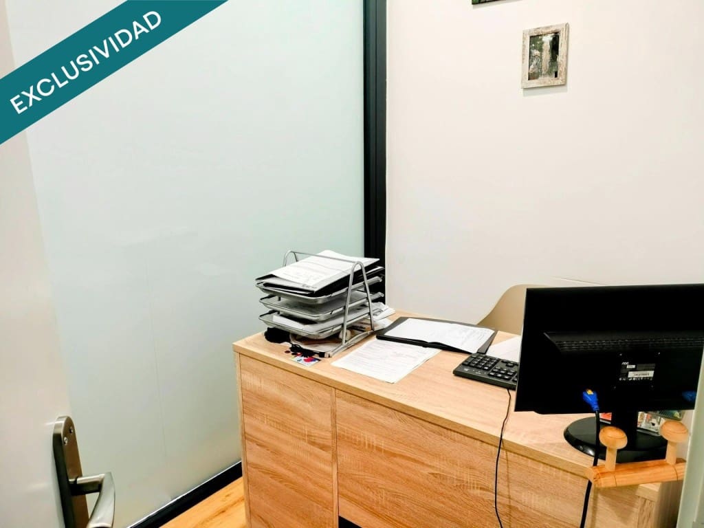 Kommersiell til salgs i Pineda de Mar - € 235 000 (Ref: 9975027)