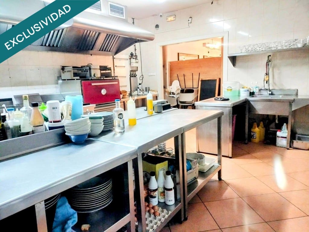 Kommersiell til salgs i Pineda de Mar - € 235 000 (Ref: 9975027)