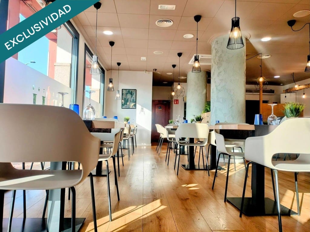 Kommersiell til salgs i Pineda de Mar - € 235 000 (Ref: 9975027)