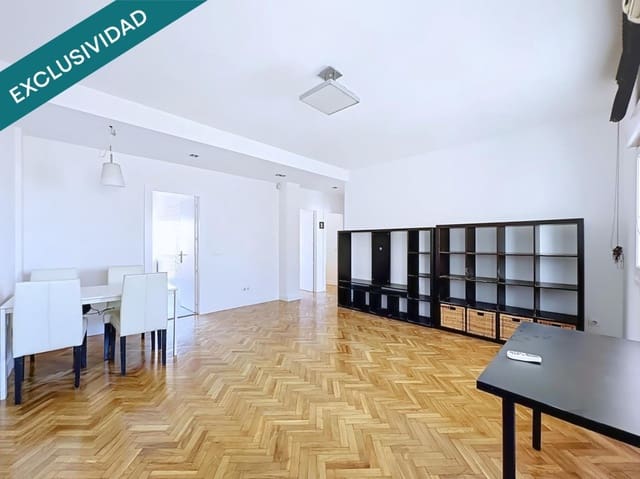 Apartamento de 2 habitaciones en San Sebastián de los Reyes en venta - 330.000 € (Ref: 9975029)