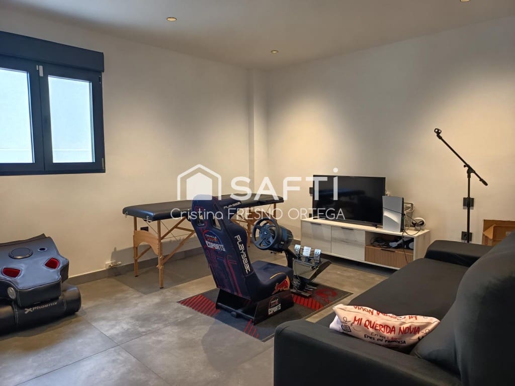 4 soverom Villa til salgs i Els Pallaresos med svømmebasseng garasje - € 548 000 (Ref: 9975030)