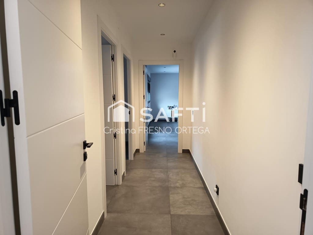 4 soverom Villa til salgs i Els Pallaresos med svømmebasseng garasje - € 548 000 (Ref: 9975030)