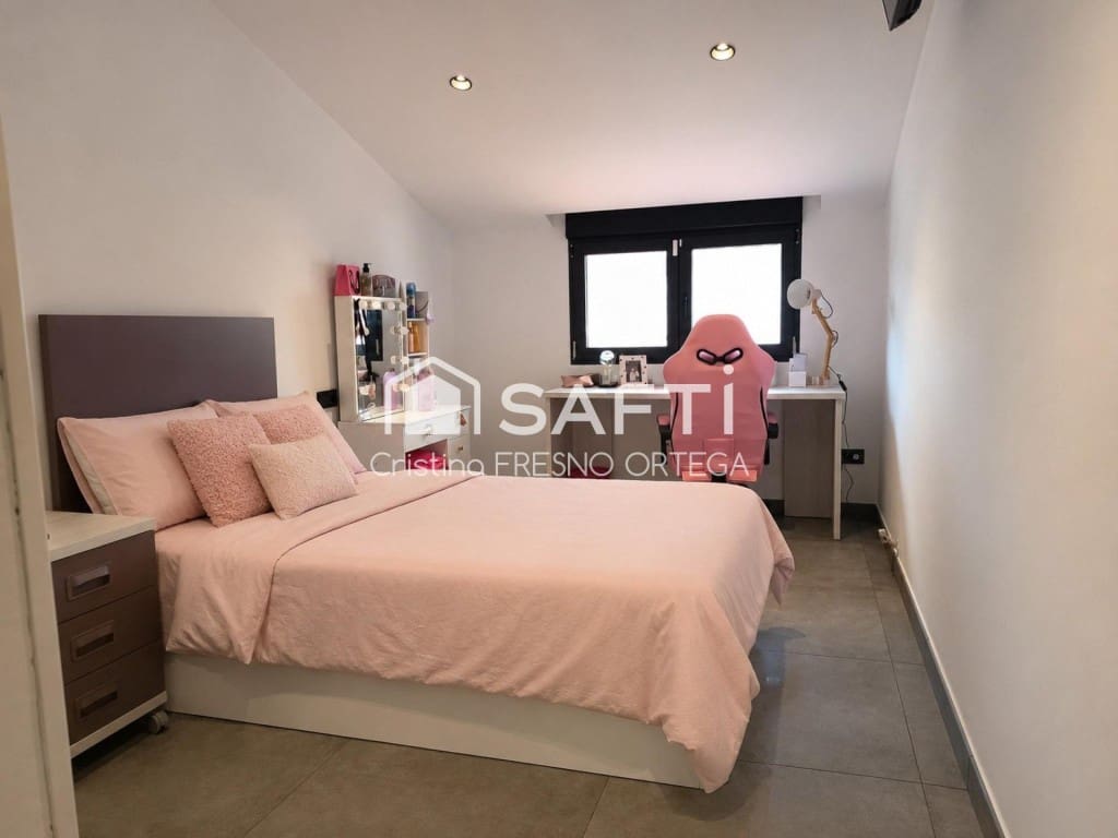 4 soverom Villa til salgs i Els Pallaresos med svømmebasseng garasje - € 548 000 (Ref: 9975030)