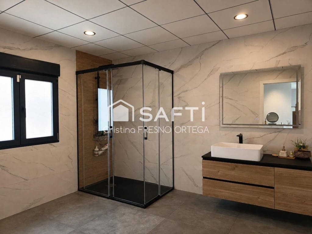 4 soverom Villa til salgs i Els Pallaresos med svømmebasseng garasje - € 548 000 (Ref: 9975030)