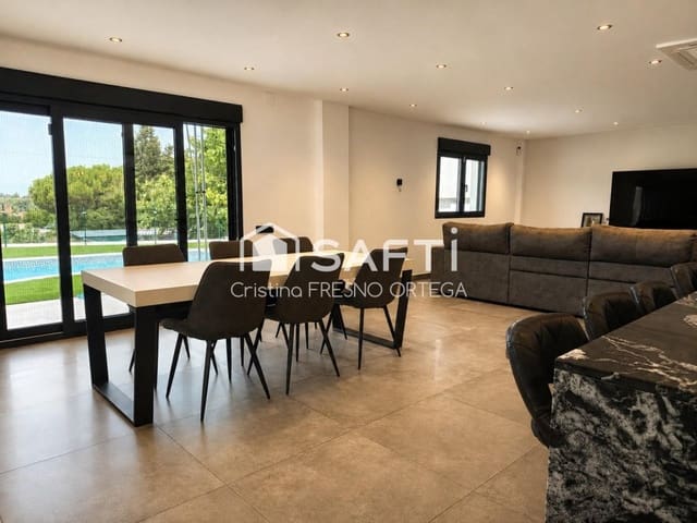 4 soverom Villa til salgs i Els Pallaresos med svømmebasseng garasje - € 548 000 (Ref: 9975030)