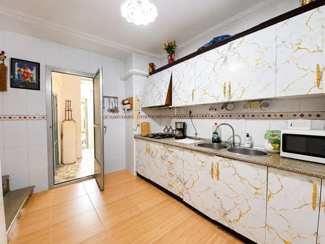 6 soverom Finca/Herregård til salgs i Alcalá la Real - € 70 000 (Ref: 9975031)