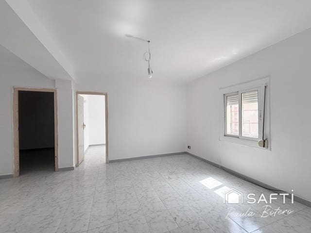 3 soveværelse Lejlighed til salg i Vilanova i la Geltrú - € 165.000 (Ref: 9975032)