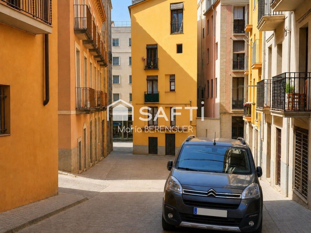 3 bedroom Flat for sale in Manresa - € 210,000 (Ref: 9975036)