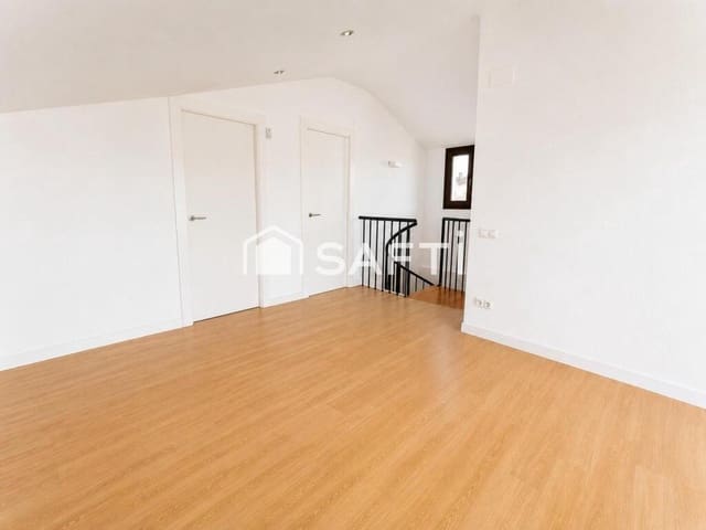 Piso de 3 habitaciones en Manresa en venta - 210.000 € (Ref: 9975036)