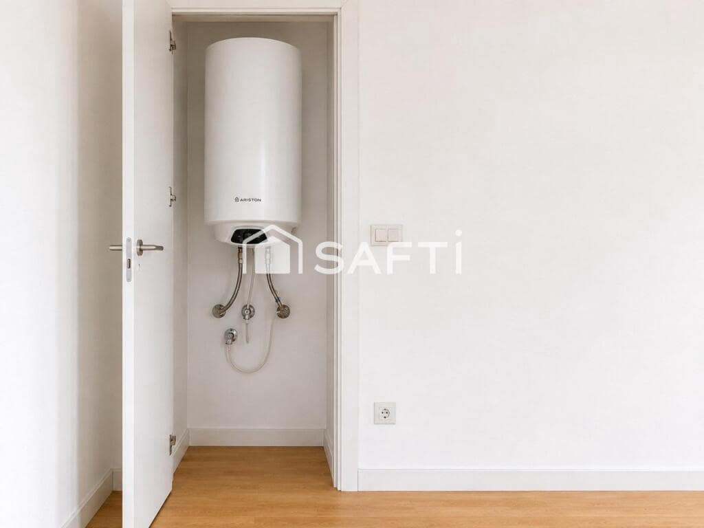 Piso de 3 habitaciones en Manresa en venta - 210.000 € (Ref: 9975036)