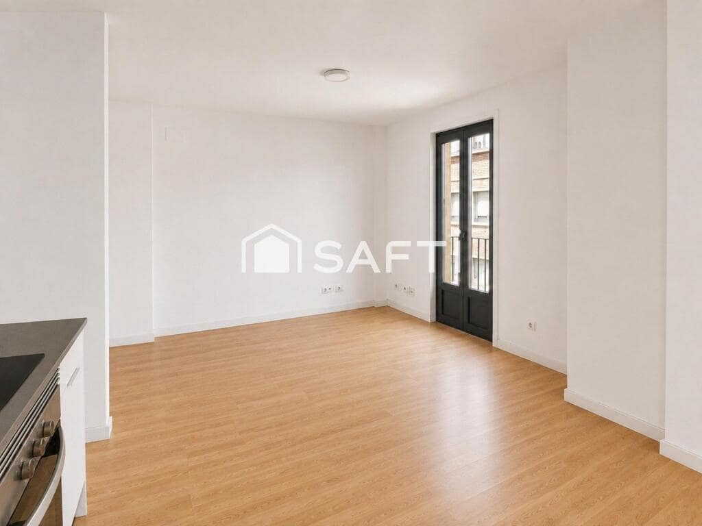 Piso de 3 habitaciones en Manresa en venta - 210.000 € (Ref: 9975036)