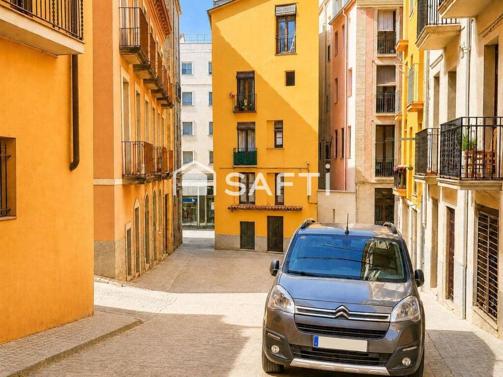 Piso de 3 habitaciones en Manresa en venta - 210.000 € (Ref: 9975036)