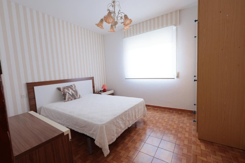 3 soveværelse Lejlighed til salg i Torre del Bierzo - € 45.000 (Ref: 9975037)