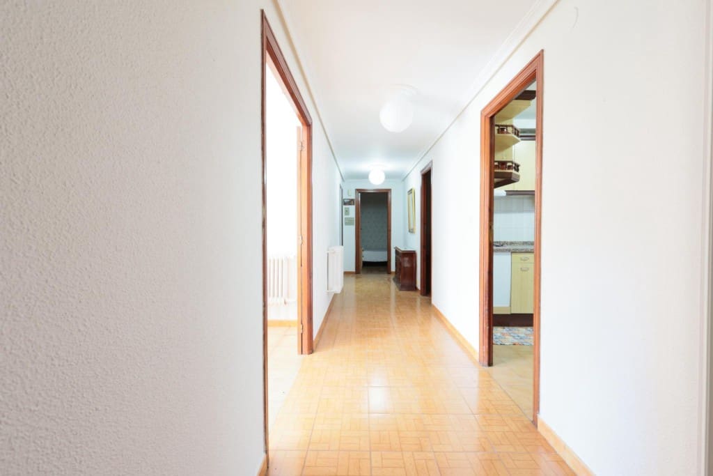 3 soveværelse Lejlighed til salg i Torre del Bierzo - € 45.000 (Ref: 9975037)