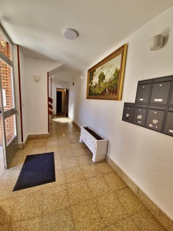 3 soveværelse Lejlighed til salg i Torre del Bierzo - € 45.000 (Ref: 9975037)