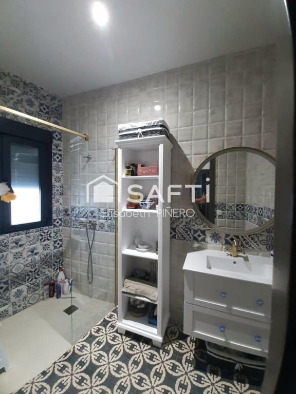 5 soverom Rekkehus til salgs i Zalamea de la Serena med svømmebasseng garasje - € 230 000 (Ref: 9977007)