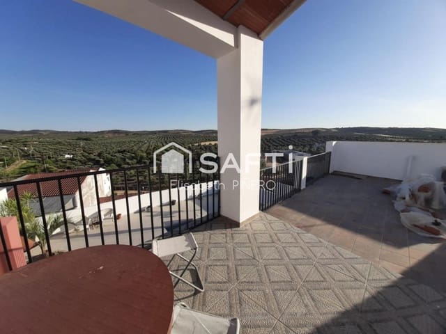 5 soverom Rekkehus til salgs i Zalamea de la Serena med svømmebasseng garasje - € 230 000 (Ref: 9977007)